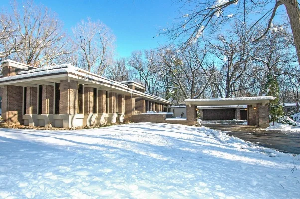 2016 listing photo 1 of 30